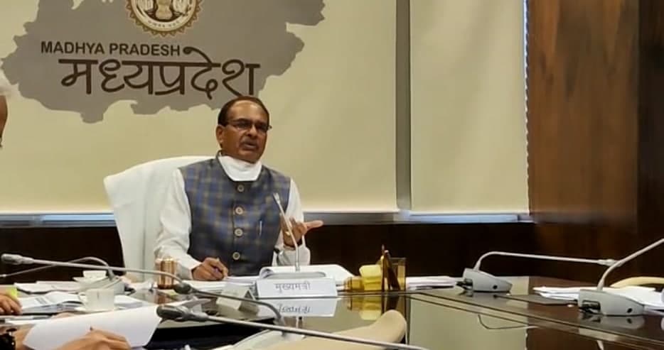 सीएम शिवराज सिंह चौहान के कड़े तेवर, ग्वालियर कमिश्नर के बाद कटनी एसपी को हटाया