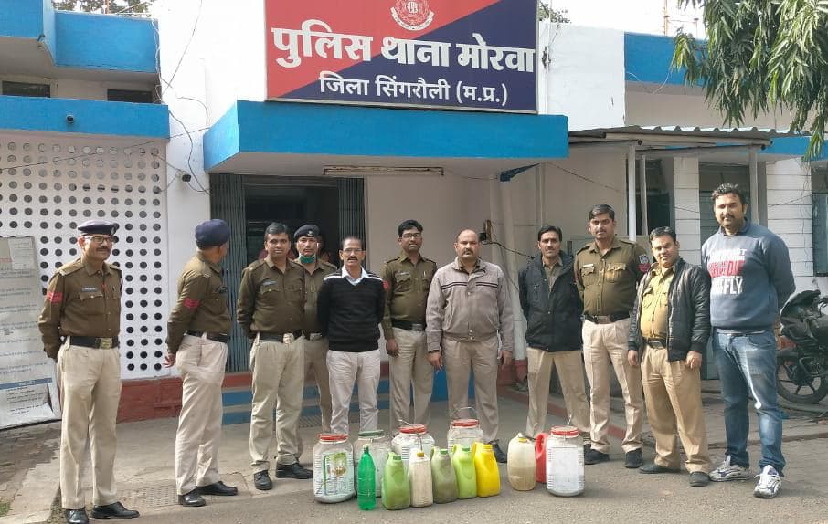 24 घंटे में 24 शराब तस्करों पर कार्रवाई , 220 लीटर अवैध शराब जब्त