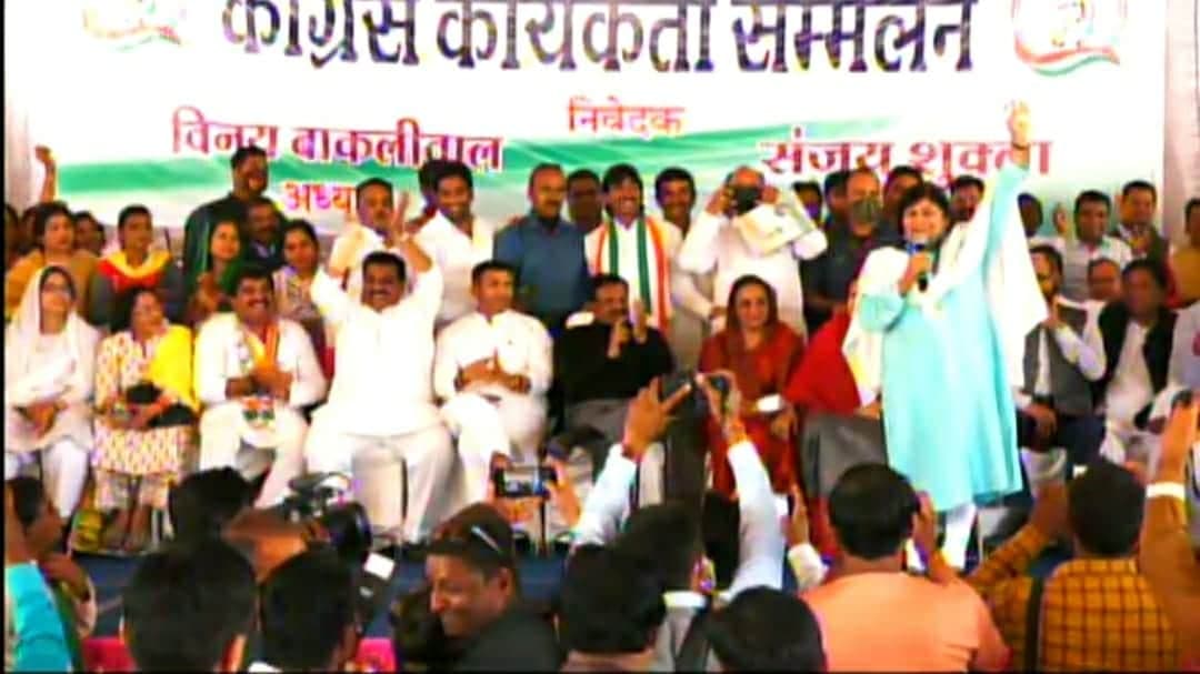 Indore News: कांग्रेस ने घोषित किया महापौर प्रत्याशी, विजयवर्गीय को दी चुनौती