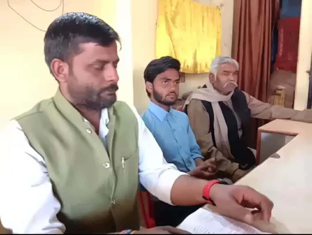 प्रशासन की मनमानी और अभद्रता के विरोध में थोक सब्जी व्यापारी रविवार से हड़ताल पर