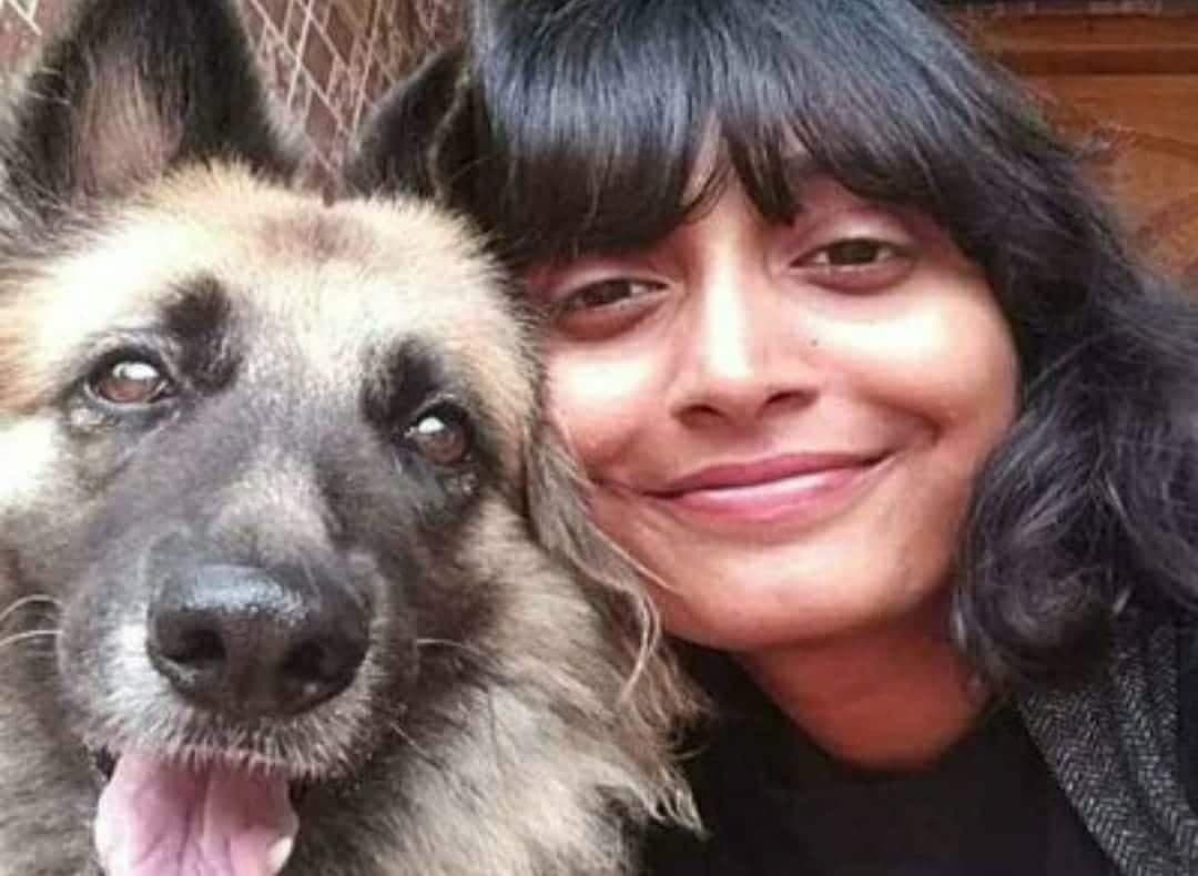 दिशा रवि के समर्थन में कांग्रेस, दिग्विजय ने कहा शर्मनाक, प्रियंका ने लिखी शायरी  