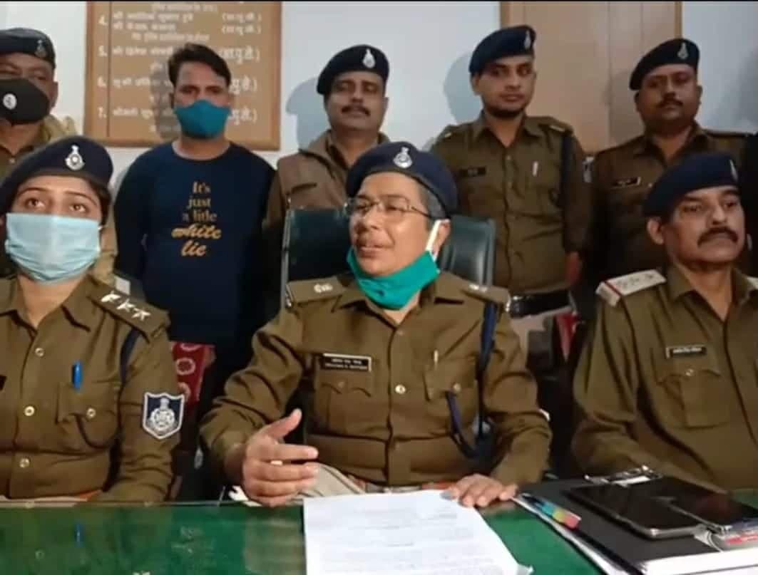 ट्रेनों में चोरी करने वाली इंटरस्टेट गैंग का खुलासा, 4 आरोपी पकड़े, लाखों का माल बरामद