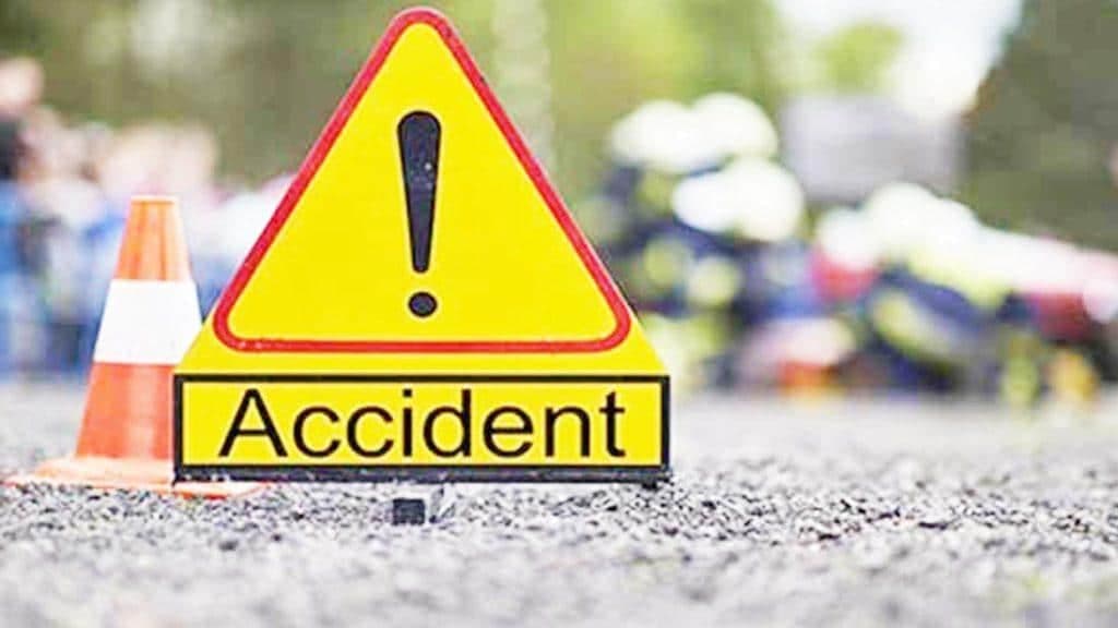 ऑटो को बचाने के चक्कर में ट्रक से टकराई मोटर साइकिल, पटवारी की मौत