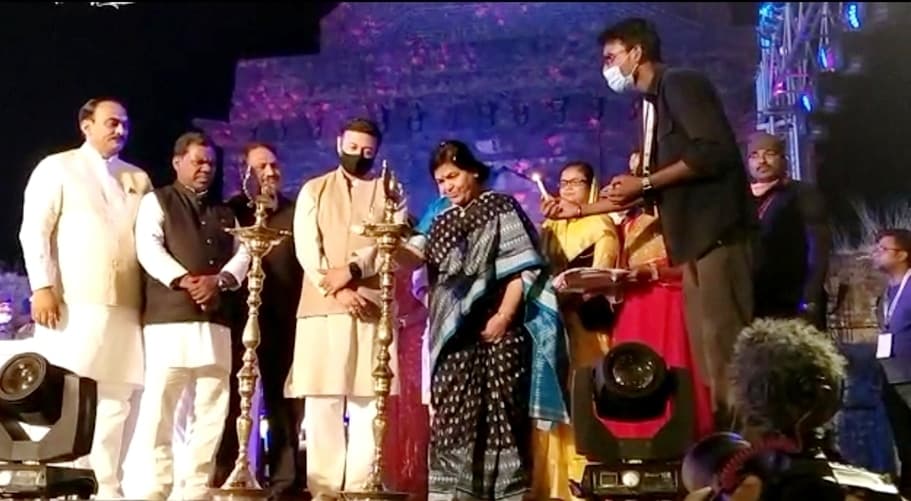 मांडू उत्सव का रंगारंग शुभारंभ, तीन दिनों तक सांस्कृतिक आयोजन से सजेगी नगरी