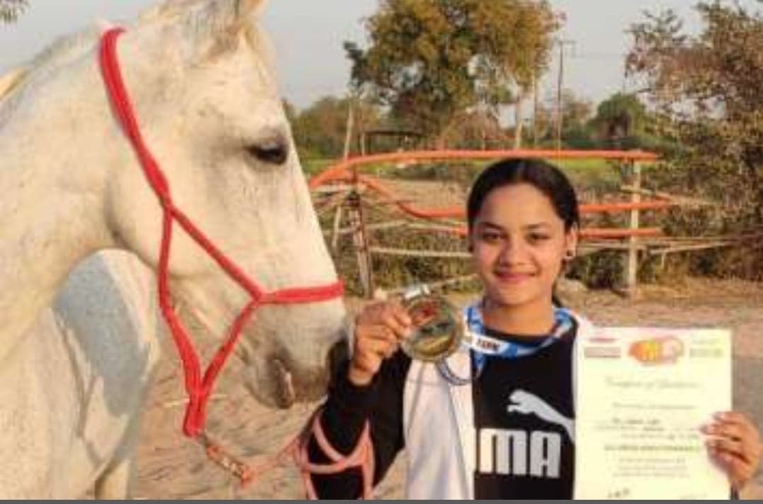 साइमा सैयद बनीं देश की पहली महिला वन स्टार राइडर, सालों से कर रही घुड़सवारी