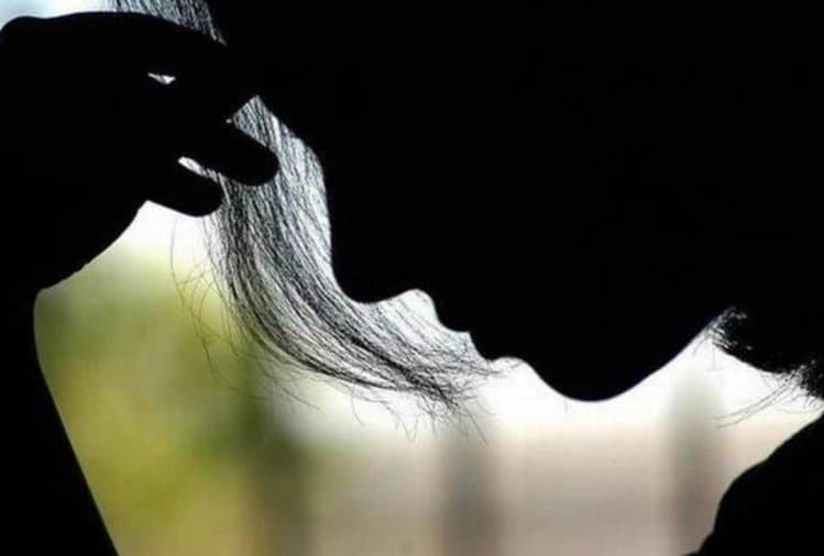 बेरोजगारी में तय हुआ रिश्ता, नौकरी लगते ही बढ़ाई दहेज की मांग, युवती ने की आत्मदाह की कोशिश