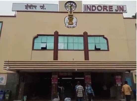 बजट से रेलवे के वारे न्यारे, इंदौर को होगा ये फायदा