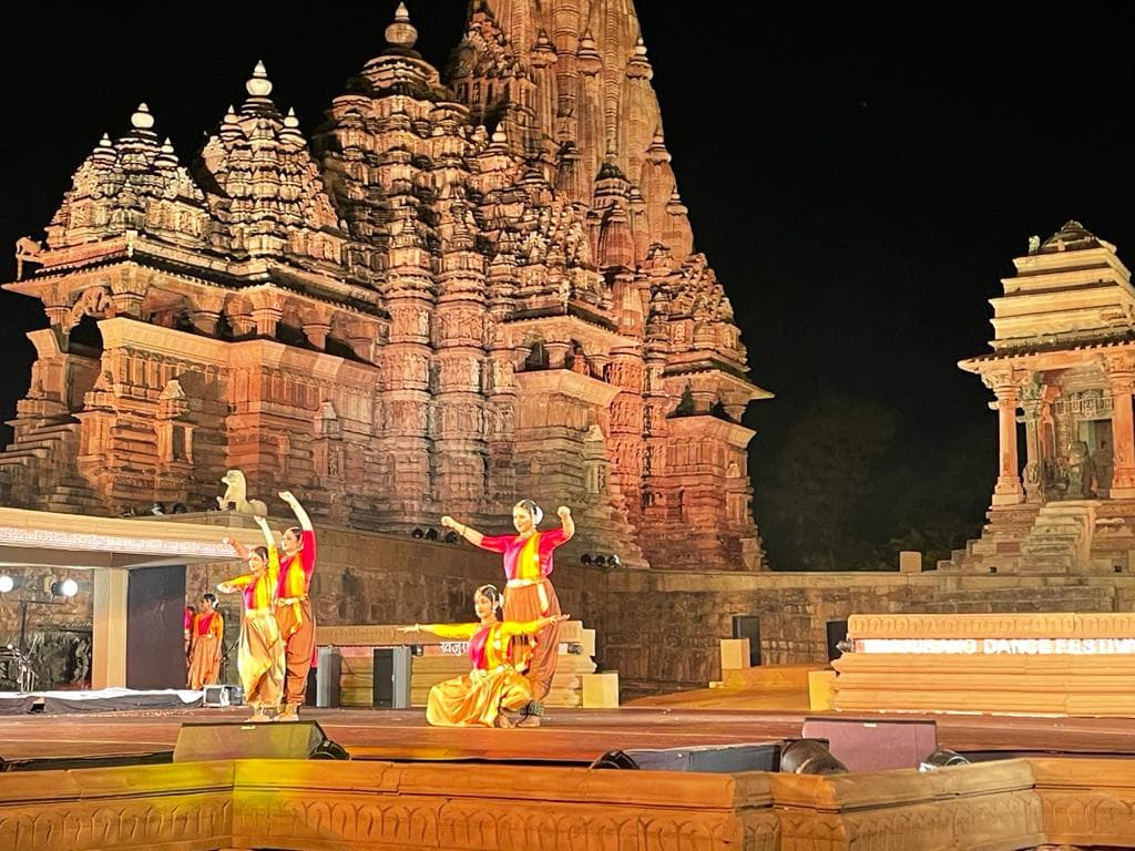 खजुराहो डांस फेस्टिवल का आगाज़, शास्त्रीय नृत्य ने बांधा समां
