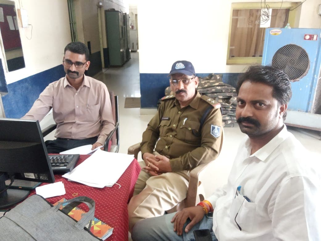 सीमेंट गोडाउन से 32 लाख की 500 टन सीमेंट गायब, तीन कर्मचारियों पर एफआईआर