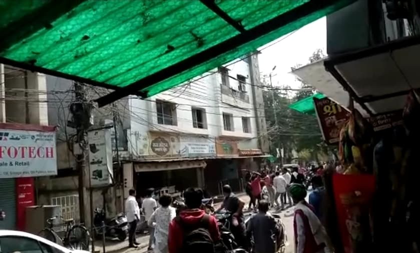 Indore- बदमाशों को नहीं है पुलिस का खौफ, रेस्टोरेंट में की जमकर तोड़फोड़