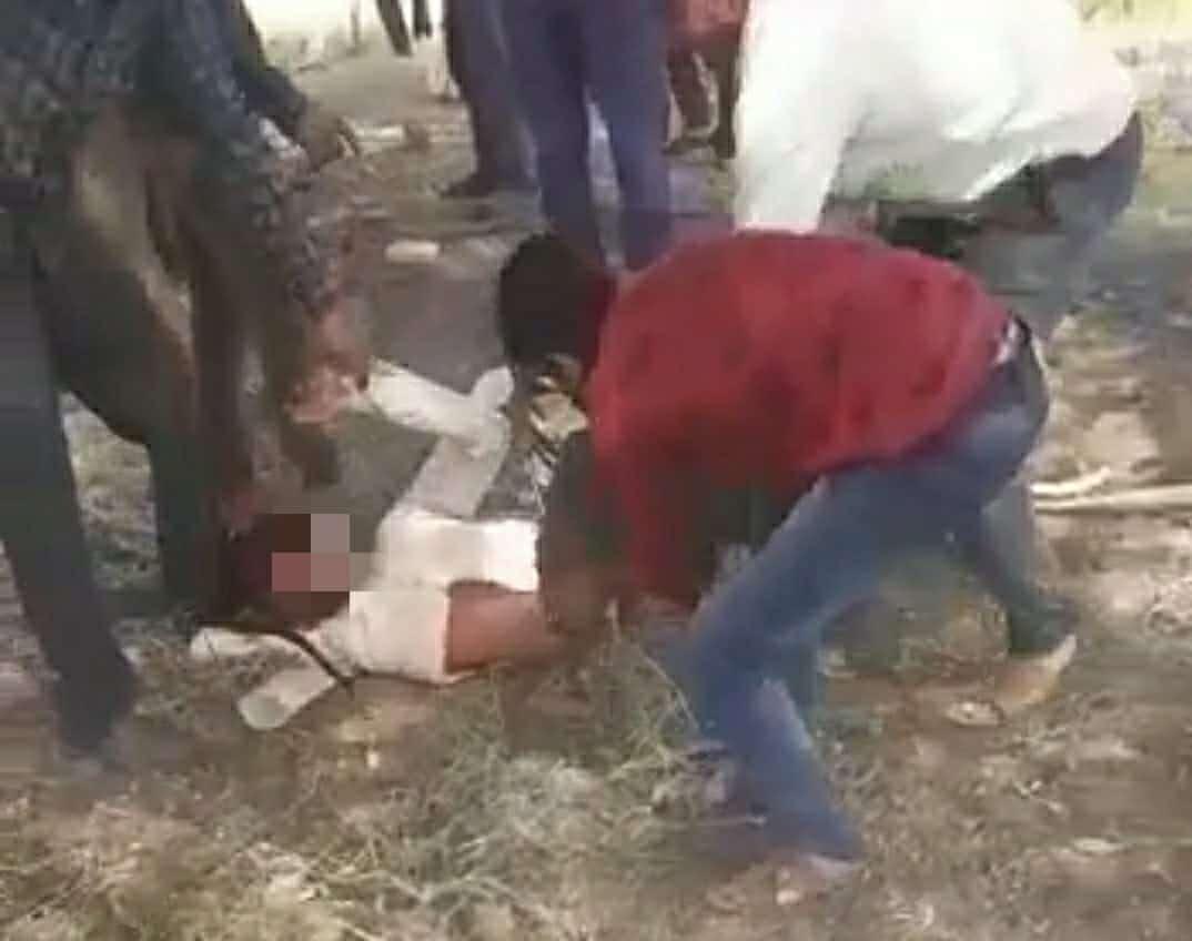 Ratlam News: निर्वस्त्र कर युवक की बेल्ट से बेरहमी से पिटाई, पुलिस तक पहुंचा मामला