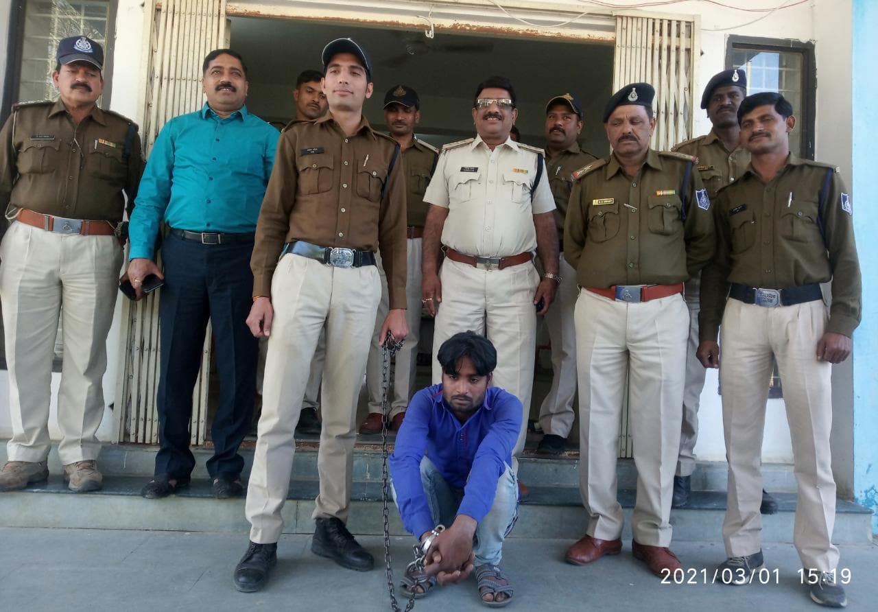 पचास हजार रुपए के लालच में कर दी दोस्त की हत्या,एक वर्ष बाद पकड़ाया आरोपी
