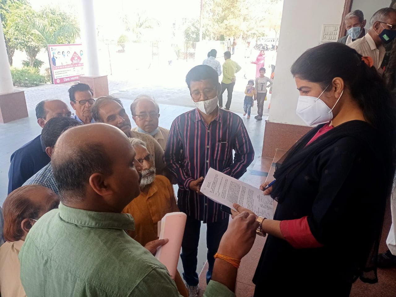 Sehore News: मंहगाई से परेशान हाउसिंग काॅलोनी के रहवासियों पर हाउसिंग बोर्ड की मार