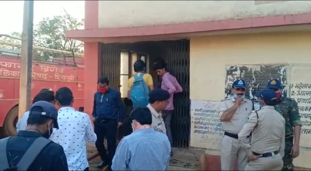 रिकॉर्ड रूम में लगी आग, कई महत्वपूर्ण दस्तावेज जलकर खाक