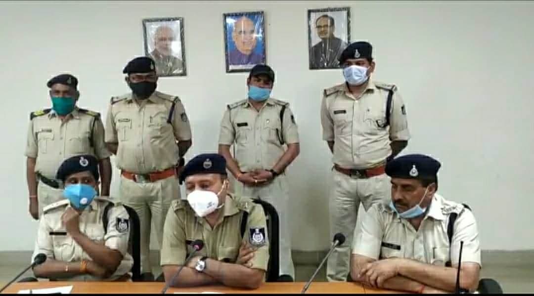 Gwalior News: पुजारी के अंधे कत्ल का पर्दाफाश, बर्तनों में खाना बनाने पर हुआ था विवाद
