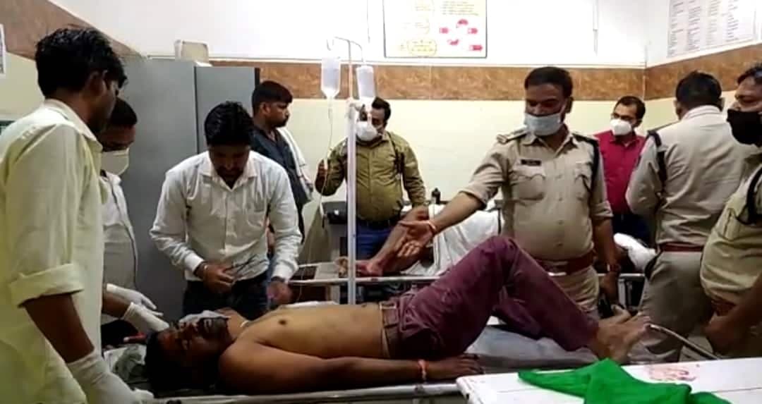 एक ही परिवार के दो पक्षों में गोलीबारी, करोड़ों का मामला, मौके पर पहुंची पुलिस