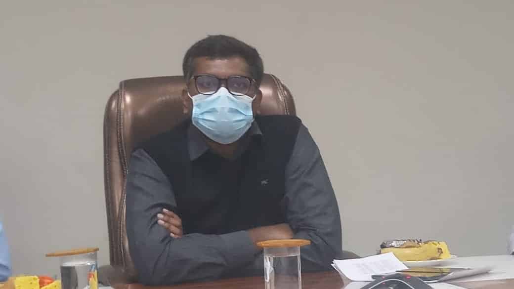 Morena News: आयुष्मान कार्ड के लक्ष्य पूर्ण न करने पर कलेक्टर ने 4 जनपद सीईओ को दी अनोखी सजा