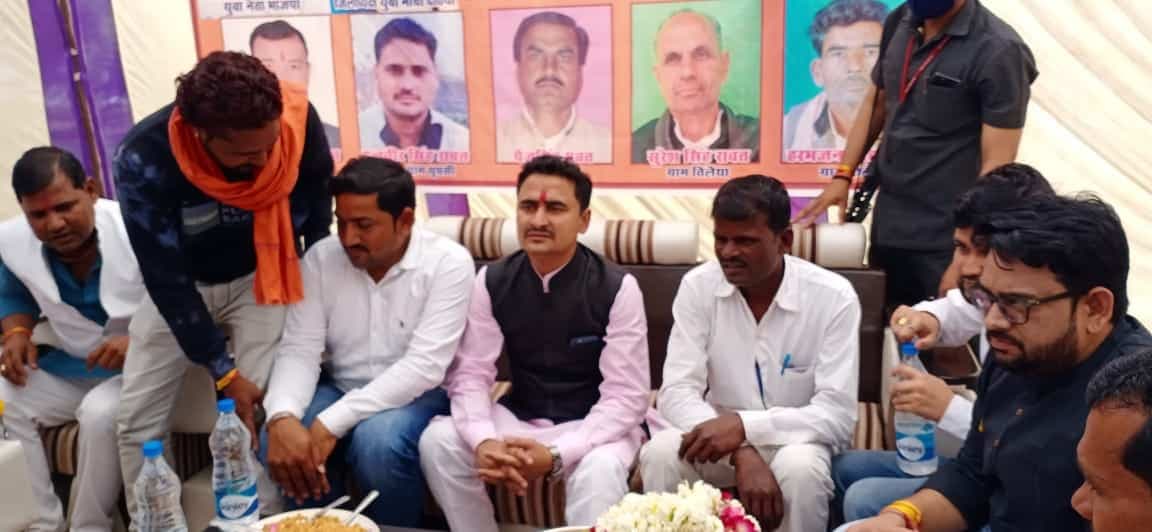 Datia News : सुकर्ण मिश्रा ने कांग्रेस पर साधा निशाना, कहा-कांग्रेस पार्टी झूठ बोलकर मांगती है वोट