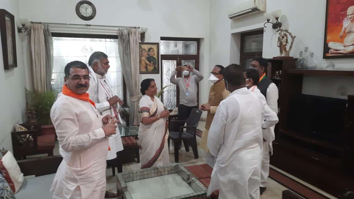 दमोह उपचुनाव: राहुल लोधी ने भरा नामांकन, सीएम रहे मौजूद, चुनाव से पहले किया बड़ा दावा