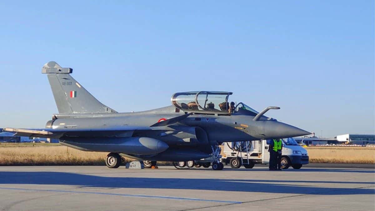 आज भारत पहुंचेंगे तीन Rafale,बढ़ेगी भारत की ताकत, दुश्मनों को मिलेगी कड़ी टक्कर