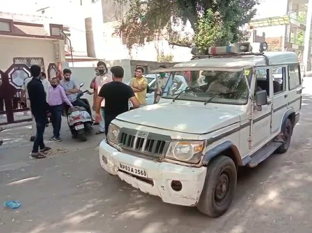 नए शोरूम का उद्घाटन पड़ा भारी, Gwalior में चोरों ने घर को निशाना बनाकर की 10 लाख की चोरी