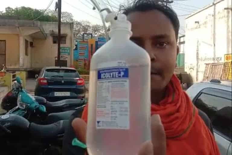 Shahdol News : मासूम को चढ़ा दी एक्सपायरी डेट की बॉटल, हालत गंभीर