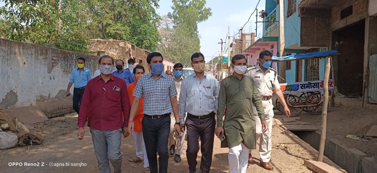 कोरोना को लेकर जागरूक करने सड़क पर निकले एसडीएम, की ये अपील