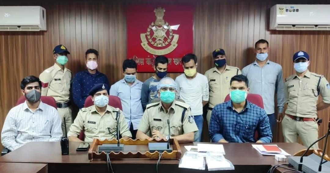 खरगोन : रेमडेसिवीर की कालाबाजारी करते 3 युवक पुलिस की गिरफ्त में