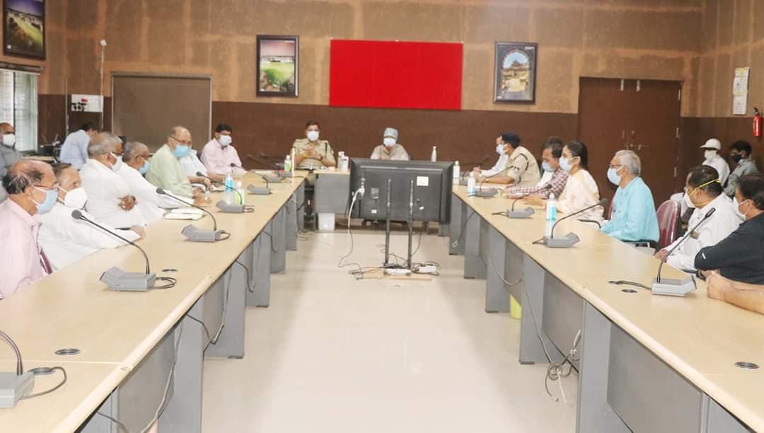 खरगोन : 17 अप्रैल को कोरोना कर्फ्यू पर लिया जाएगा निर्णय