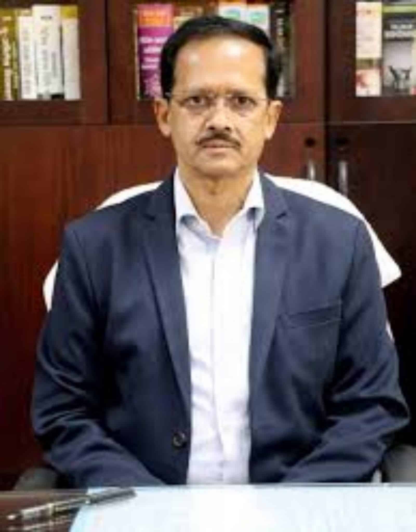 नरसिंहपुर कलेक्टर की तबीयत बिगड़ी, जबलपुर रेफर, निजी अस्पताल में भर्ती