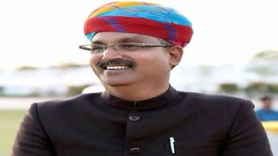 मंदसौर : कोरोना में बीजेपी विधायक का नवाचार, निधि से लगवा रहे यह उपकरण