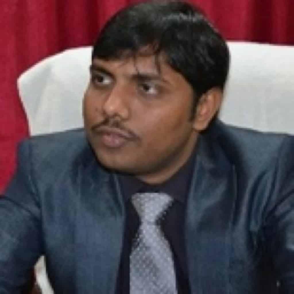 वेलडन कलेक्टर साहब, ऐसे ही लागू होता है संपूर्ण लॉकडाउन