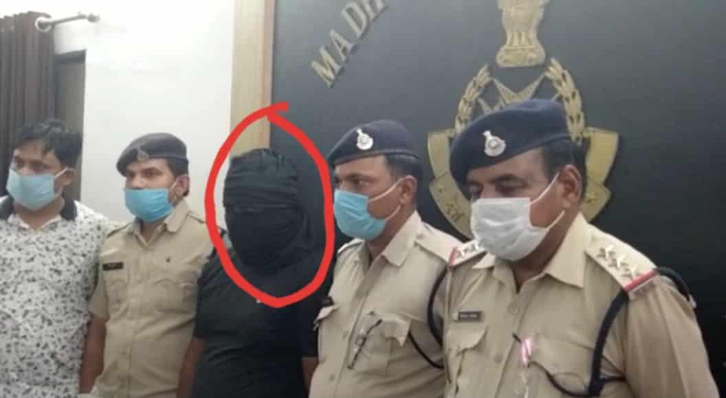 Car में छुपा कर ले जा रहा था अवैध गांजा, पुलिस ने युवक को पकड़ा, 10 लाख का माल जब्त