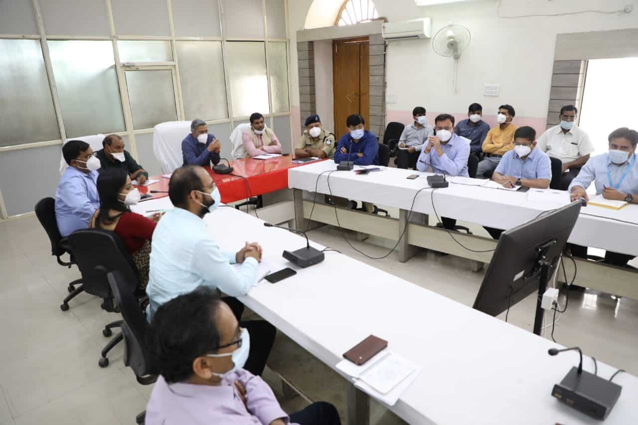 Gwalior News: दुकानदार ने कोरोना गाइड लाइन का पालन नहीं किया तो होगी दुकान सील, FIR भी
