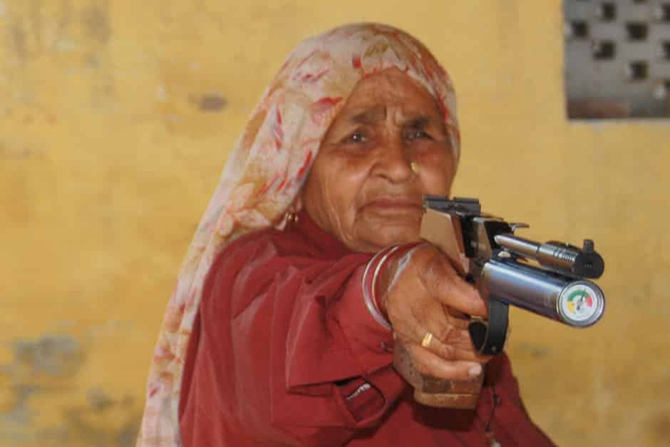 शूटर दादी के नाम से विख्यात चंद्रो तोमर का कोरोना से निधन, अस्पताल में चल रहा था इलाज