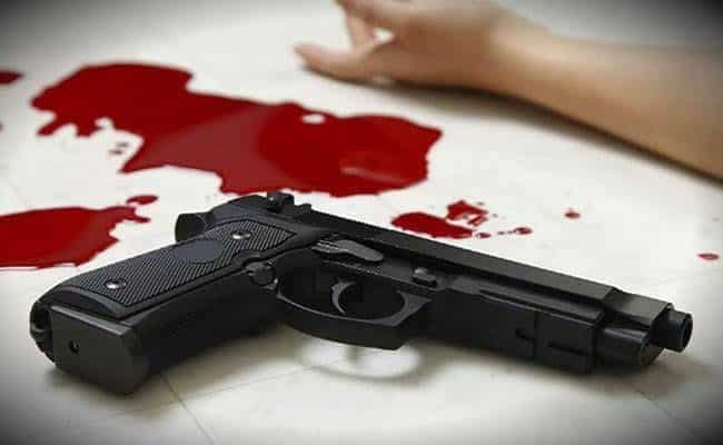 Indore News : गार्ड की गोली लगने से हुई मौत, सुसाइड की जताई जा रही आशंका