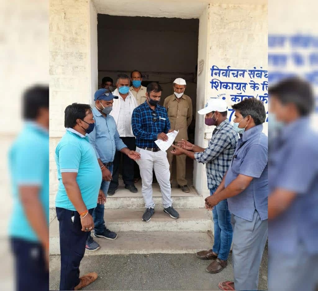 अशोकनगर : डॉक्टर के ट्रांसफर पर नगर वासियों का विरोध, तहसीलदार को सौंपा ज्ञापन