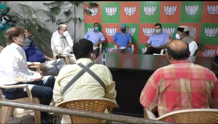 भोपाल : मंत्री सारंग की अध्यक्षता में कलेक्टर ने ली निजी अस्पताल संचालकों की बैठक