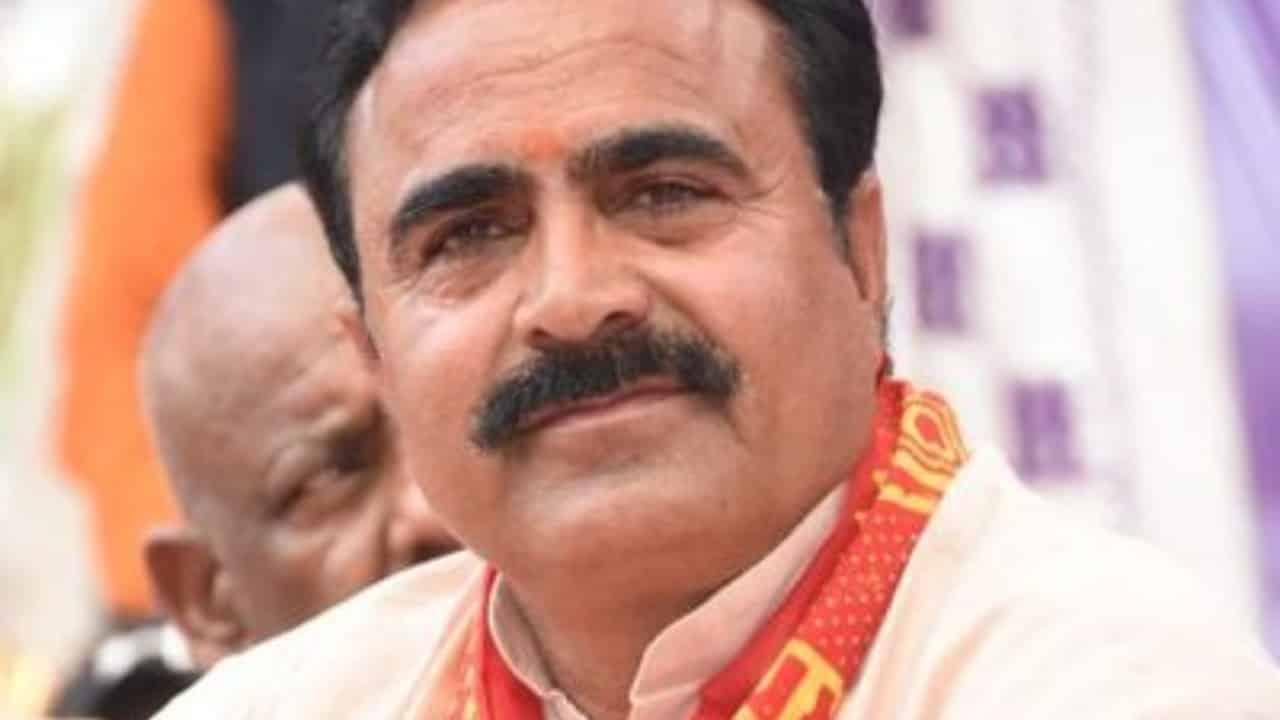 जब मंत्री बृजेन्द्र सिंह यादव बोले- सबकी नाराजगी सुनने और सहने के लिए मैं तो हूँ