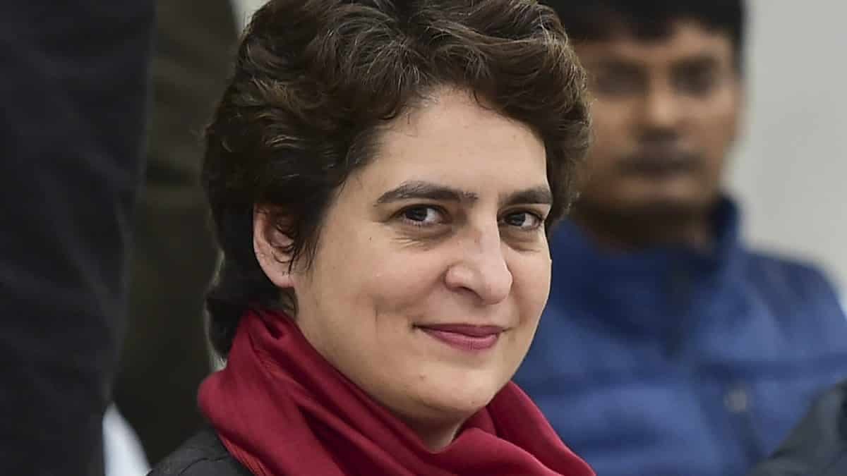 देशवासियों के नाम प्रियंका गांधी का भावुक फेसबुक पोस्ट-हम होंगे कामयाब..
