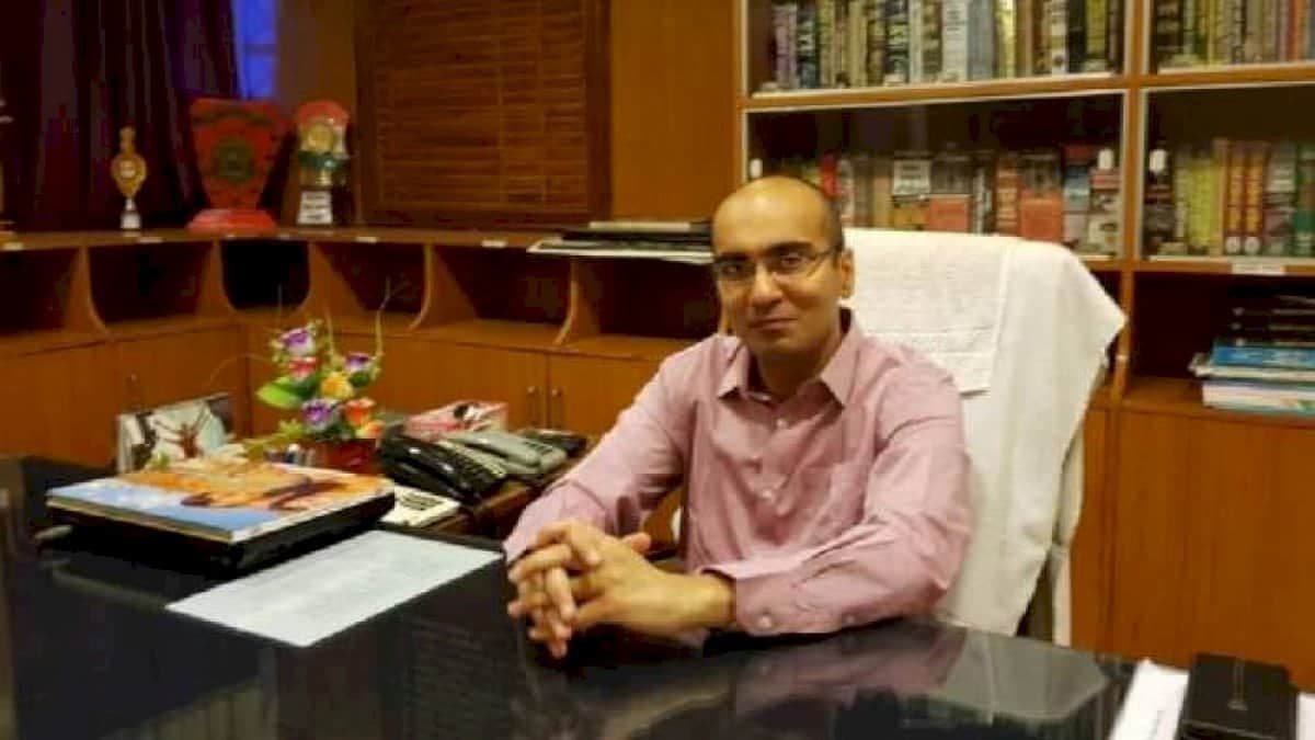 खंडवा कलेक्टर ने बताई वायरल ऑडियो-वीडियो के पीछे की पूरी सच्चाई