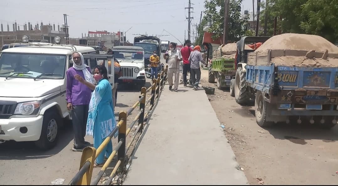 मुरैना में एसडीओ की ताबड़तोड़ कार्यवाही में 7 ट्रैक्टर ट्रॉली जब्त, माफियाओं में दहशत का माहौल
