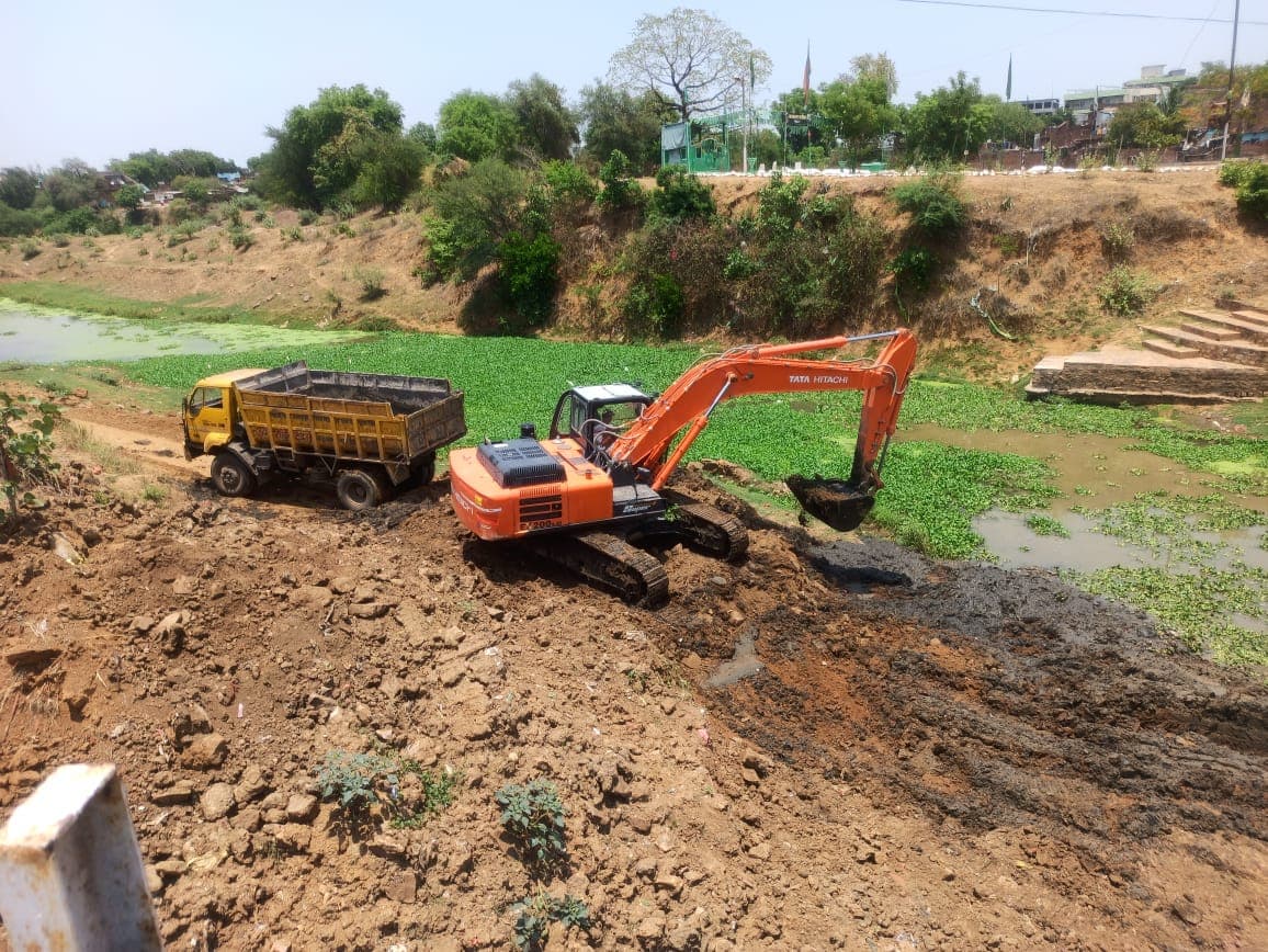 विस्टा सेल्स प्राइवेट लिमिटेड की सराहनीय पहल, प्रशासन के सहयोग से नदी की सफाई और गहरीकरण