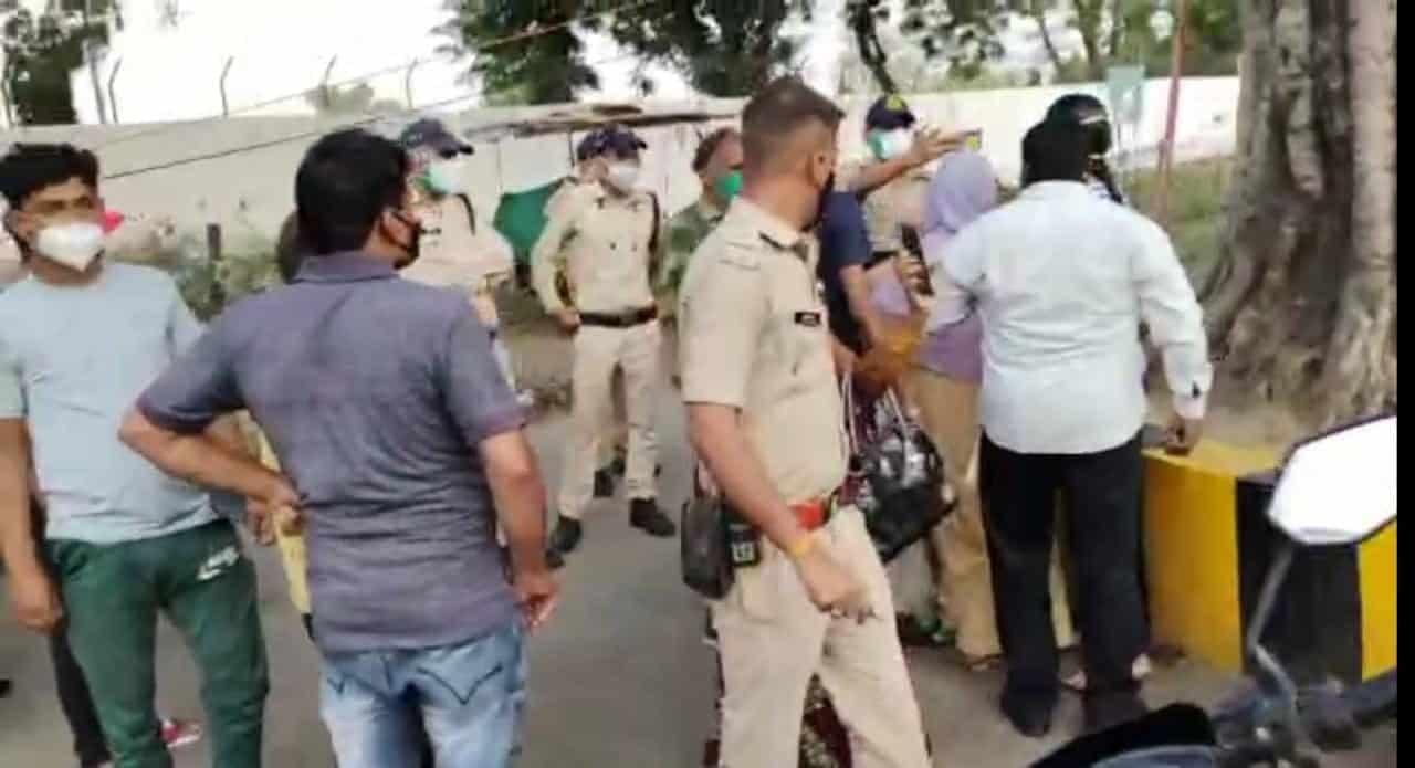 जबलपुर: पुलिस की बर्बरता, मासूम को जानवरों की तरह पीटा, महिला का सिर फोड़ा, Video Viral