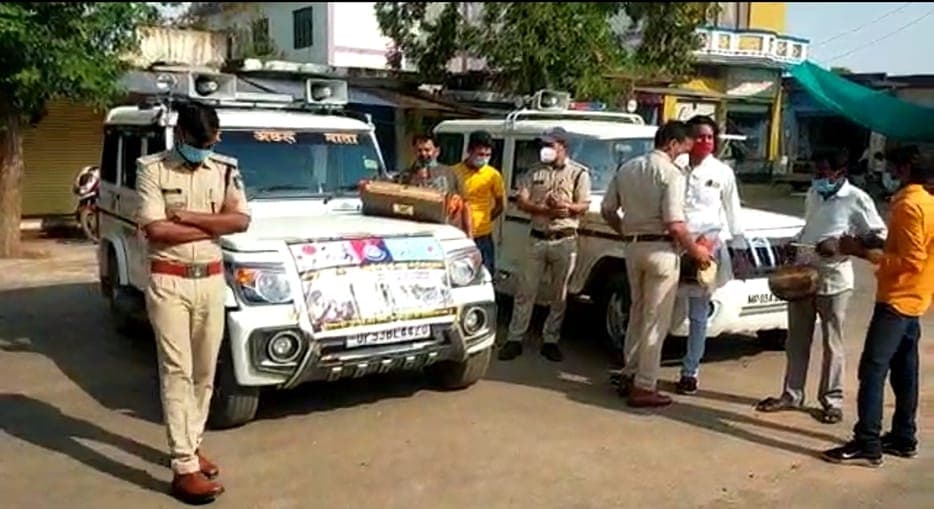 लोकभाषा में गीत रचकर लोगों को जागरूक करने की कोशिश, पुलिस की अनोखी पहल