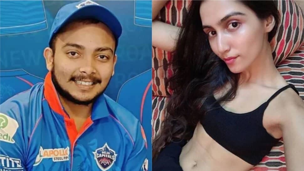Prithvi Shaw की कथित गर्लफ्रेड का हॉट अंदाज, ‘बिल्लो रानी..’ गाने पर बेली डांस का Video Viral