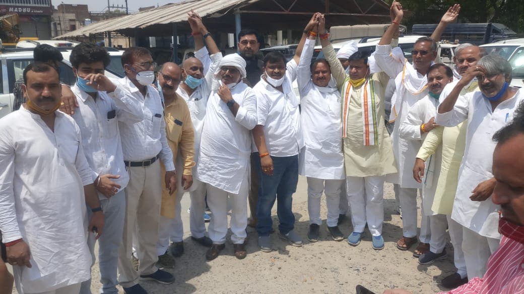 मुरैना : फेसबुक पोस्ट से उपजे विवाद को लेकर समाज के प्रतिनिधियों ने की शांति की अपील, दोषियों के खिलाफ कार्रवाई की मांग