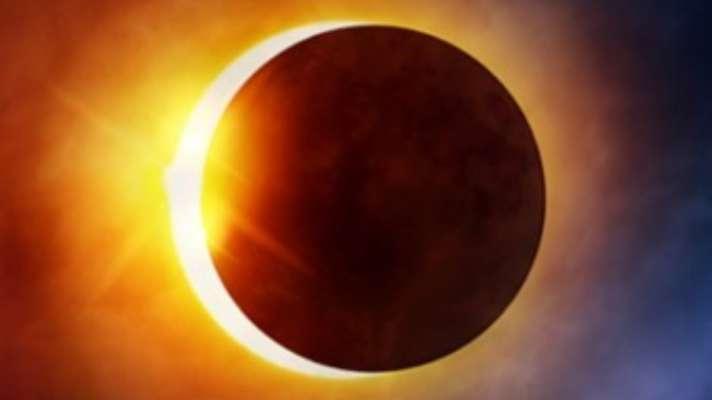 Eclipse 2022: 15 दिन के अंतराल में लगेंगे सूर्य-चन्द्र ग्रहण, क्या राशियों पर पड़ेगा असर?