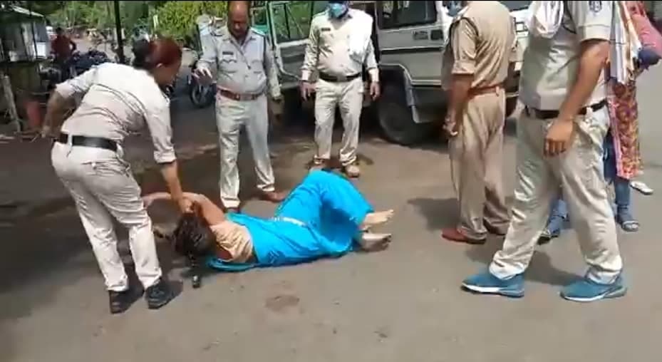 मास्क न पहनने पर महिला की पिटाई का मामला, राज्य महिला आयोग ने की निंदा