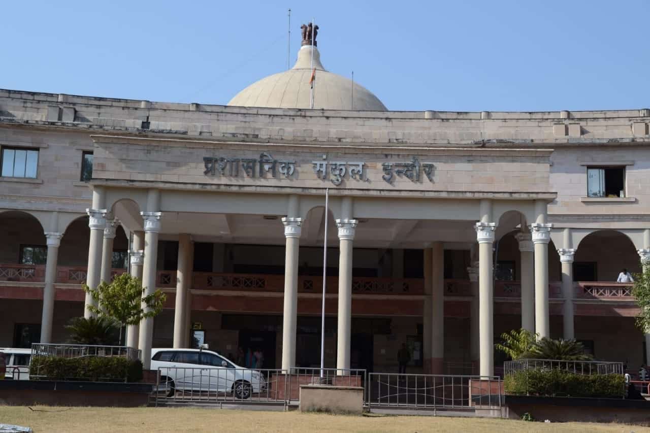 जनता कर्फ्यू का असर पंजीयन पर, कार्यालय में पहले दिन हुई 50 रजिस्ट्रियां